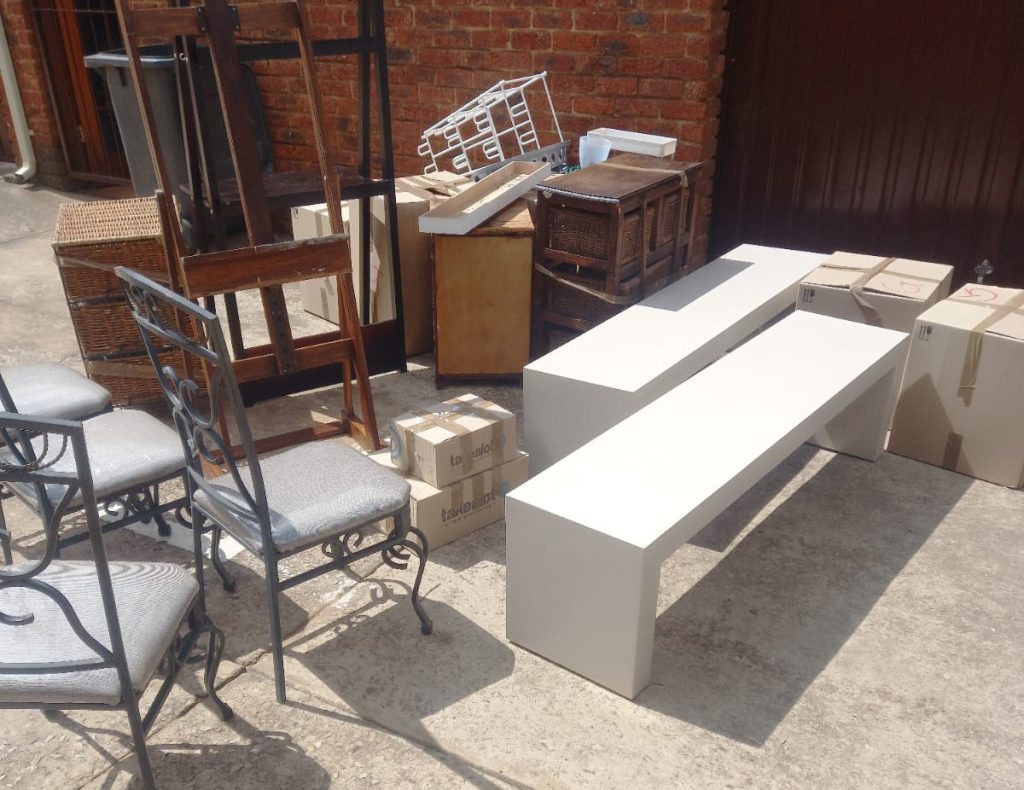 Efficient Office Removal Services: Let Us Handle Your Workplace Transition with Ease